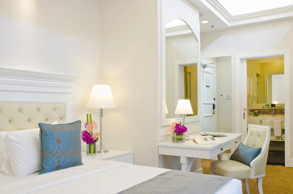 Royale Chulan Penang Hotel George Town 4*,